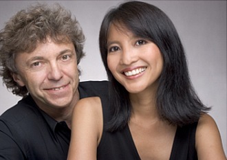 Pascal Rogé and Ami Hakuno (piano)